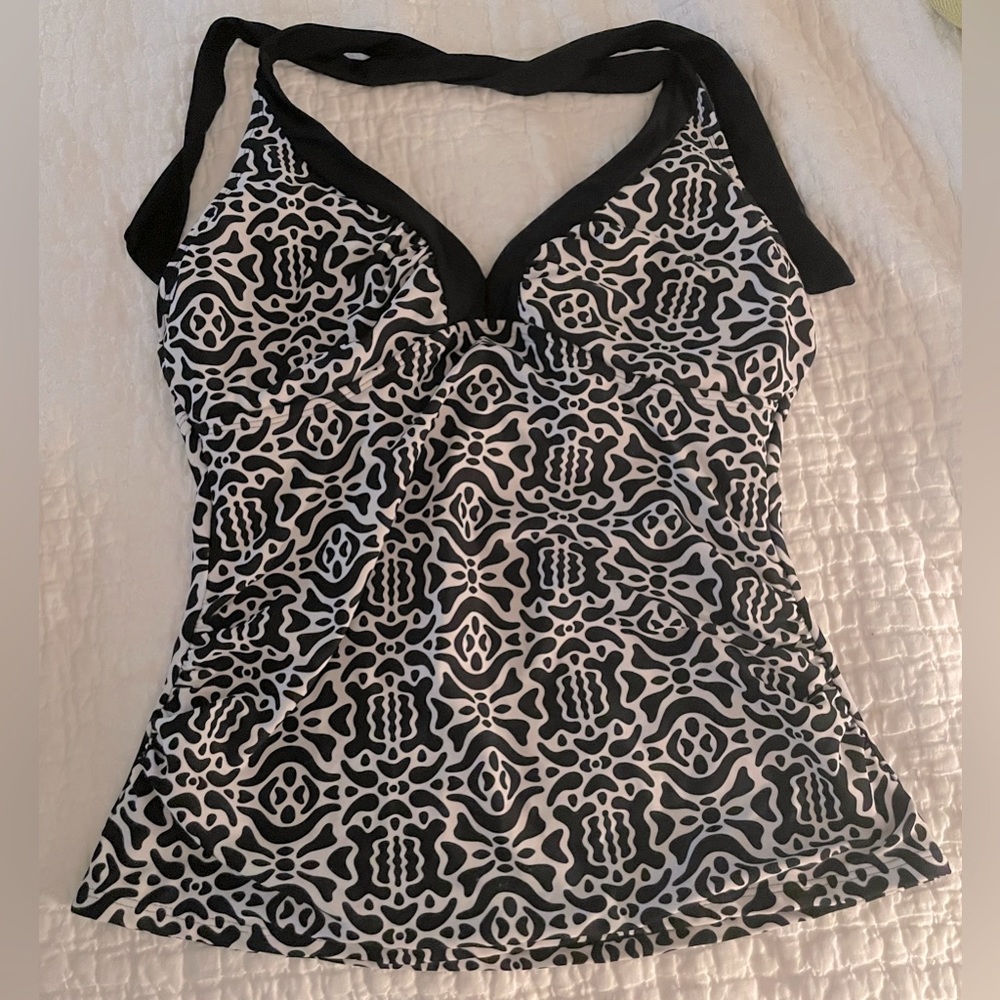 Cabana Beach Tankini Bathing Suit Top. Black and White. Size 12.